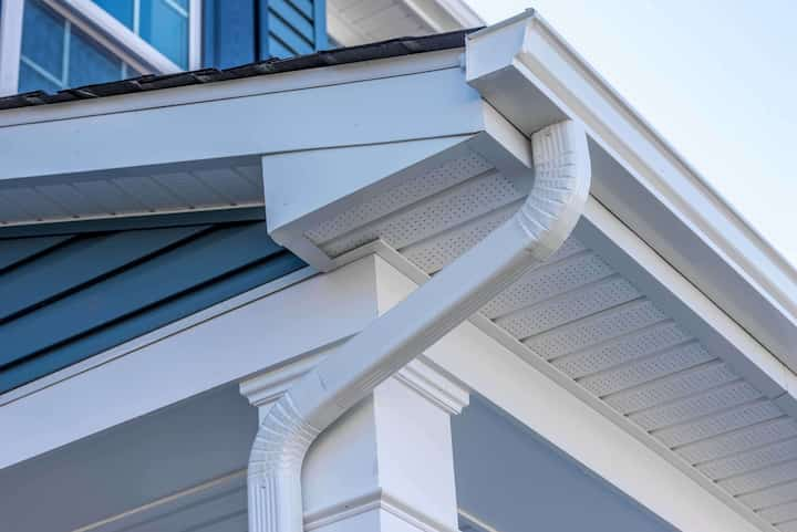 Cheap and durable vinyl gutters installation in Lansing